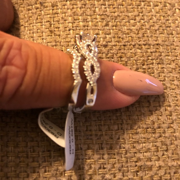 NWT Valina Sample Wedding Ring Set size 6 1/4 6.25 - Picture 5 of 8